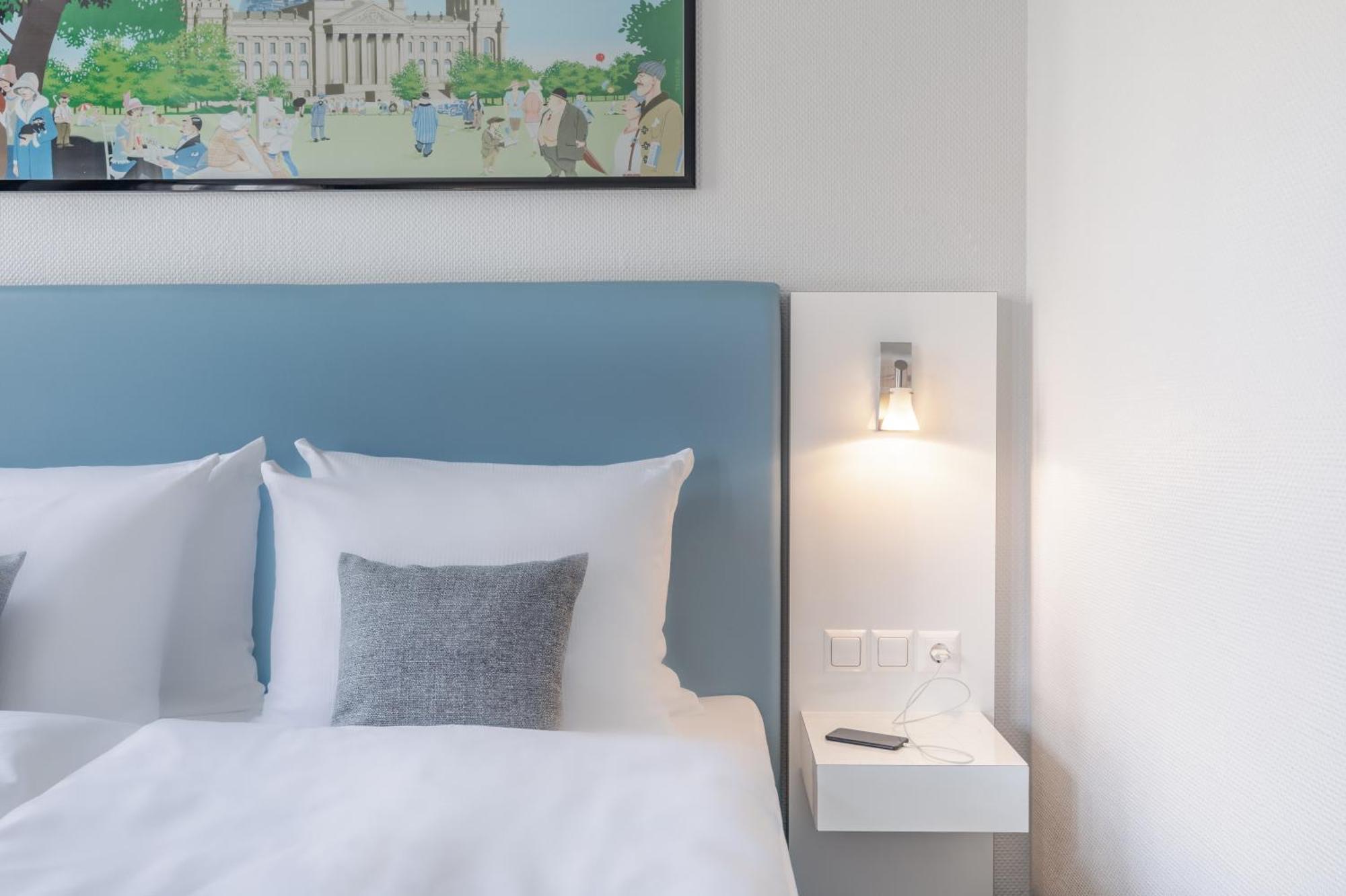 Select Checkpoint Charlie Hotel Berlin