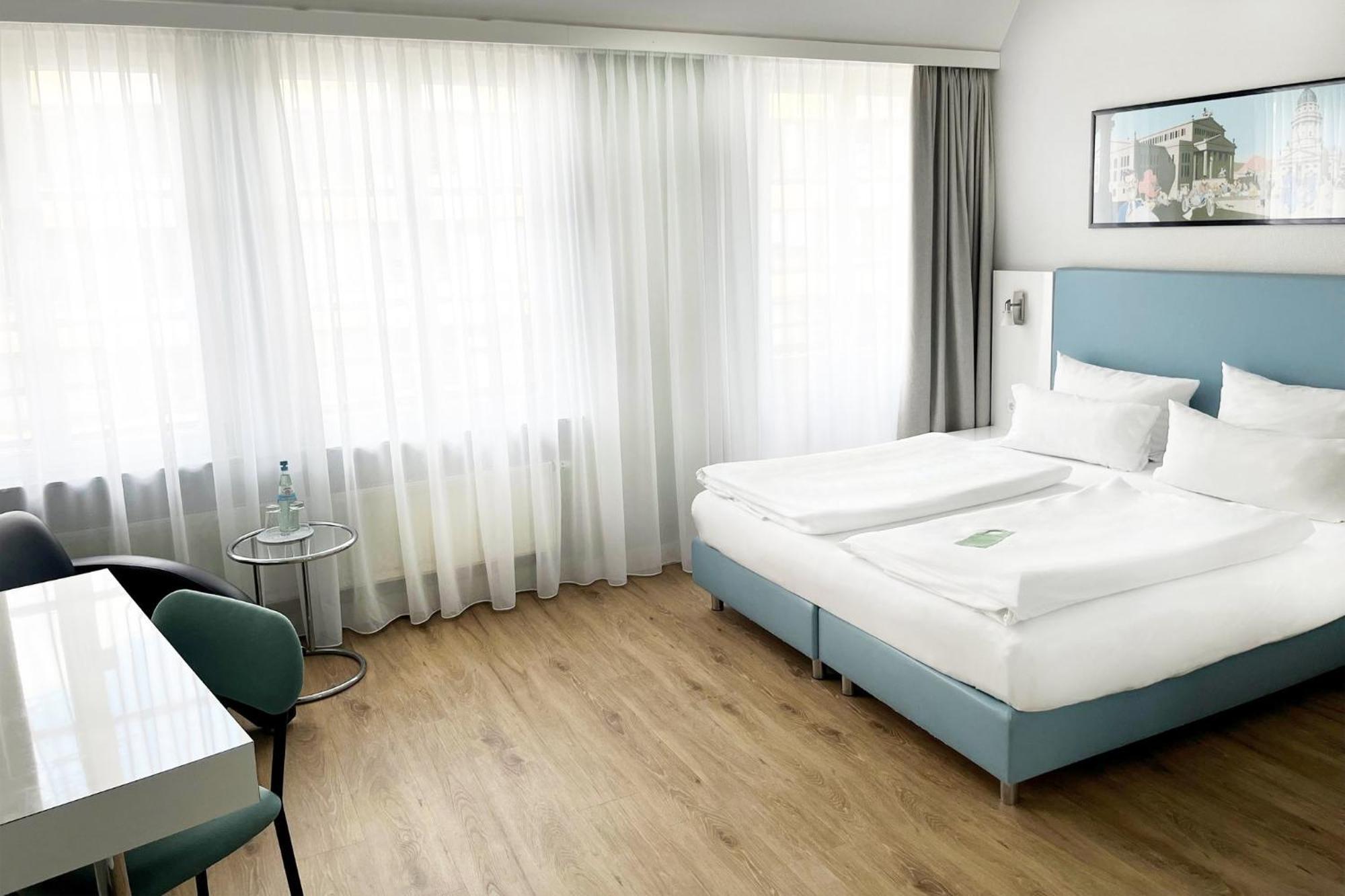 Select Checkpoint Charlie 4* Berlin